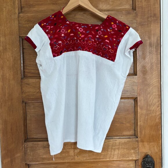 Beautiful Mexican Mayan Huipil Top - Picture 4 of 4